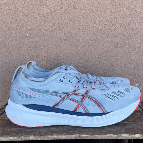 Asics Men’s Gel-Kayano 31 Running Shoe in Grey/Fiery Red